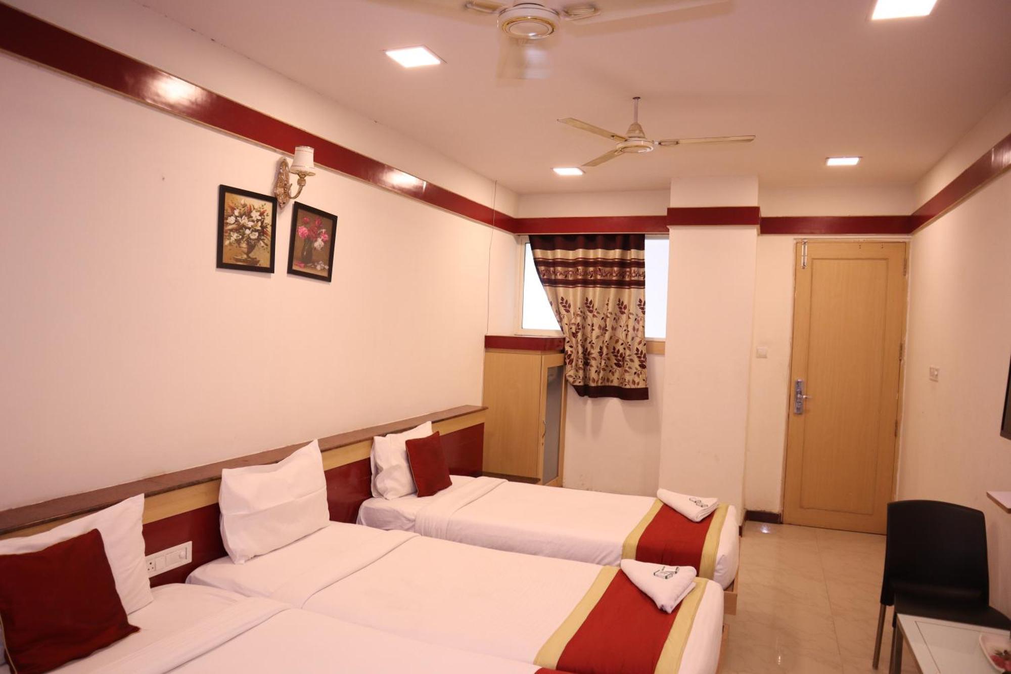 Sri Sai Ram Suites Bangalore Exterior photo