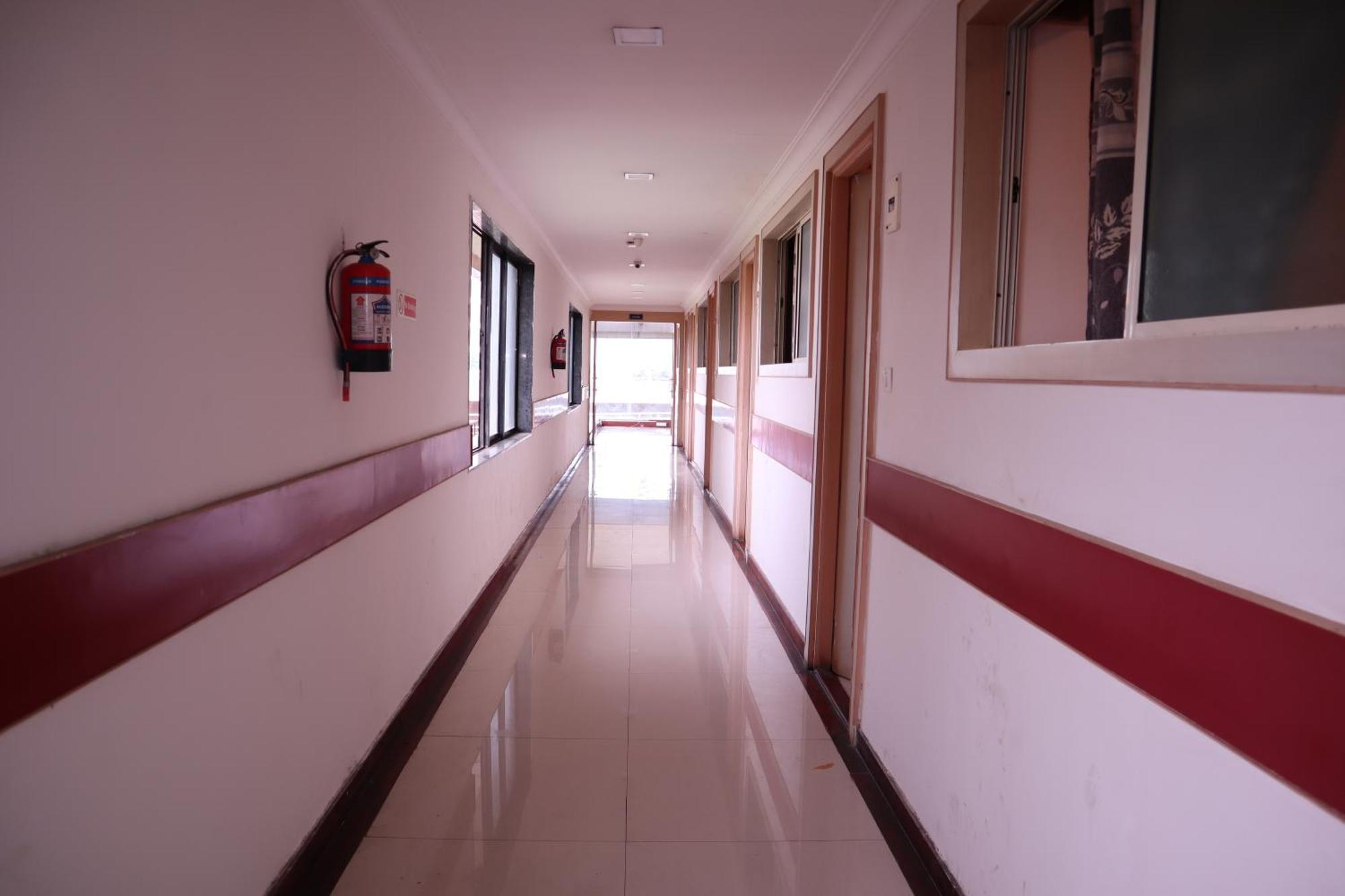 Sri Sai Ram Suites Bangalore Exterior photo