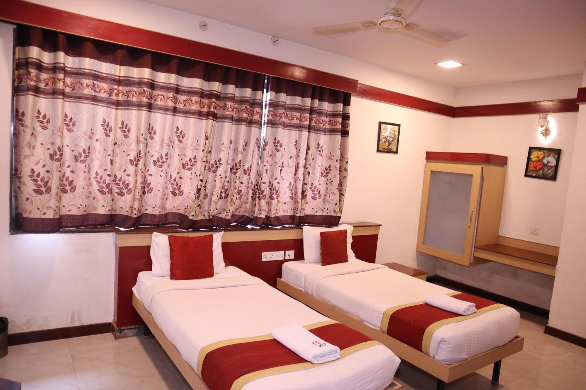 Sri Sai Ram Suites Bangalore Exterior photo