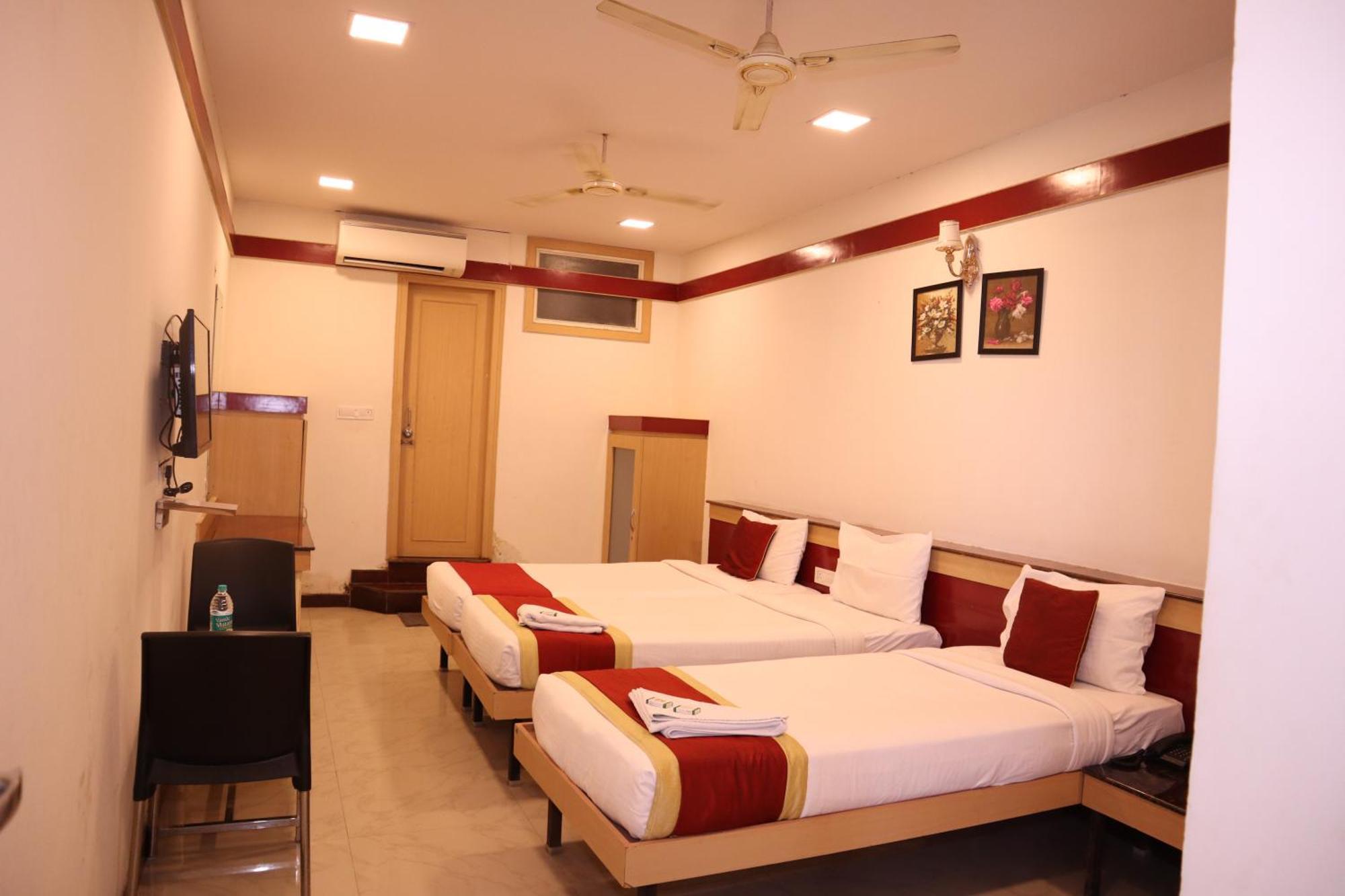 Sri Sai Ram Suites Bangalore Exterior photo